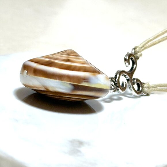 2/$20, Natural Spiral Shell Pendant Adjustable Cord Necklace - Picture 5 of 11
